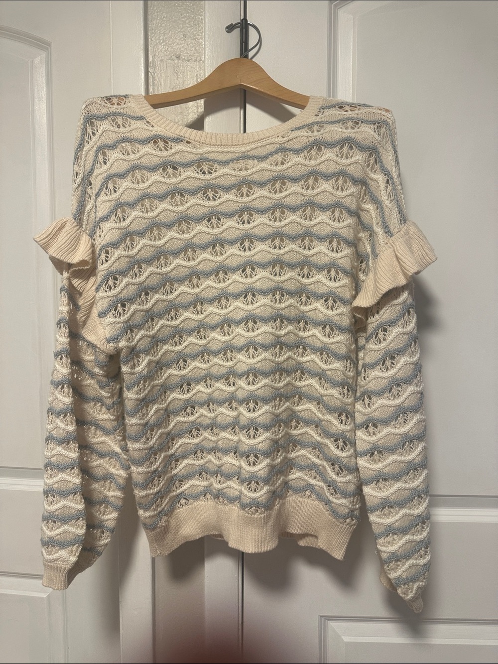 Traveling Chic Boutique Cream & Light Gray Ruffle-Sleeve Cable Knit Sweater